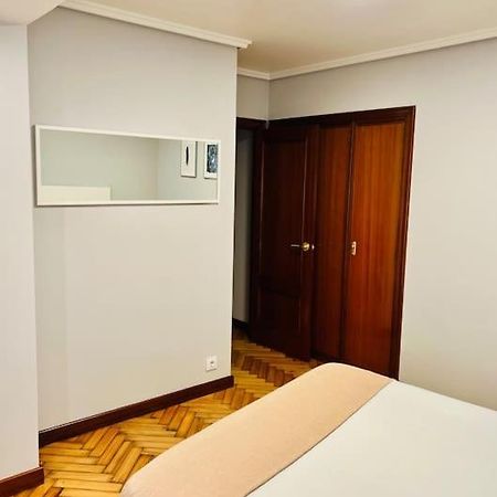 Apartamento En El Centro De Vigo 2 Habitaciones Eksteriør billede