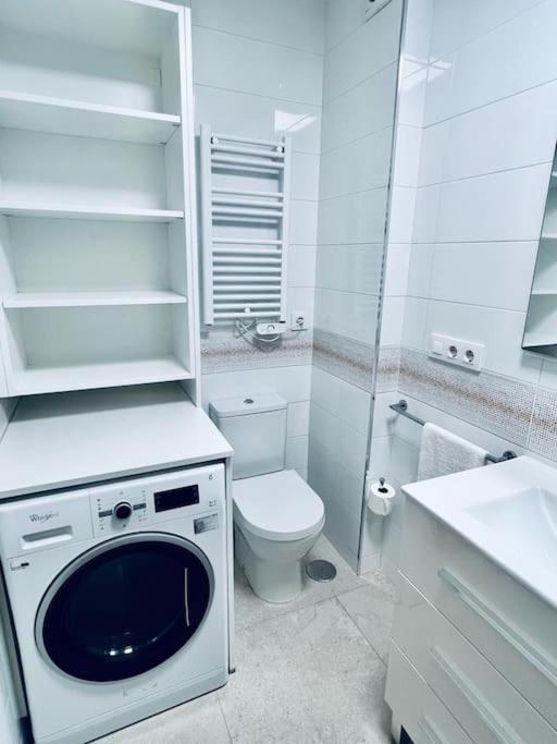 Apartamento En El Centro De Vigo 2 Habitaciones Eksteriør billede